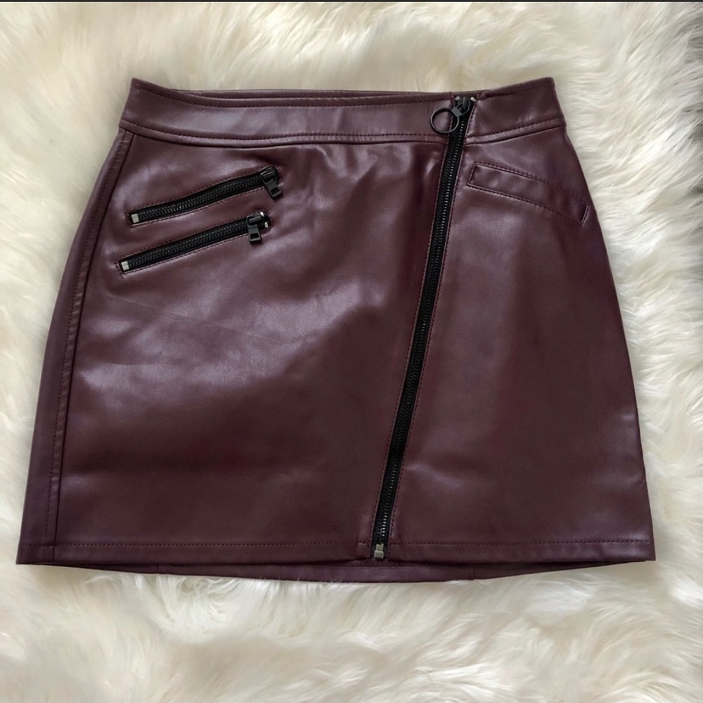 Express Burgundy Mini skirt